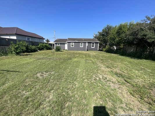 722 E CALVERT AVE, KARNES CITY, TX 78118 - Image 1