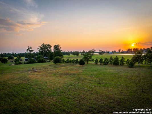 1031 ANGEL LAKE ESTATES RD, ALLEYTON, TX 78935, photo 5 of 45