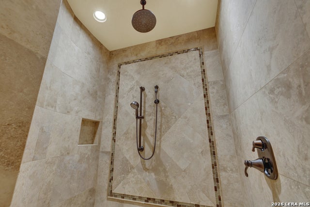 New Braunfels, Texas, 78132, United States, 6 Bedrooms Bedrooms, ,5 BathroomsBathrooms,Residential,Active,2008354