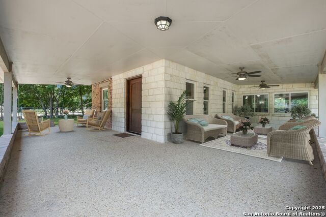 Mcqueeney, Texas, 78123, United States, 4 Bedrooms Bedrooms, ,4 BathroomsBathrooms,Residential,Active,1839412