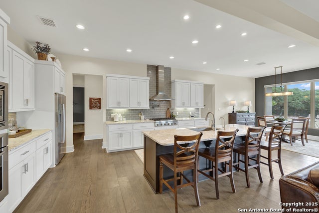 New Braunfels, Texas, 78132, United States, 3 Bedrooms Bedrooms, ,4 BathroomsBathrooms,Residential,Active,1993638