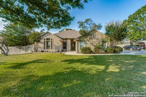 119 GUADALUPE RIVER DR, SEGUIN, TX 78155, photo 3 of 25