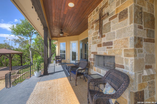 New Braunfels, Texas, 78132, United States, 6 Bedrooms Bedrooms, ,5 BathroomsBathrooms,Residential,Active,2008354