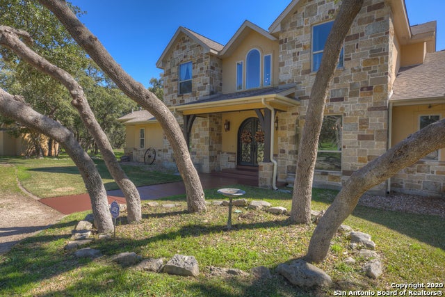 New Braunfels, Texas, 78132, United States, 6 Bedrooms Bedrooms, ,5 BathroomsBathrooms,Residential,Active,2008354