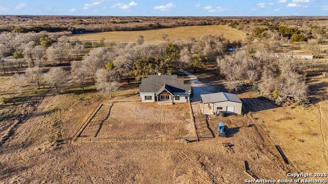 La Vernia, Texas, 78121, United States, 5 Bedrooms Bedrooms, ,3 BathroomsBathrooms,Residential,Active,1936140