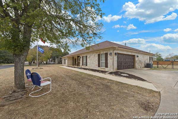 128 STONEGATE S, BOERNE, TX 78006, photo 2 of 18