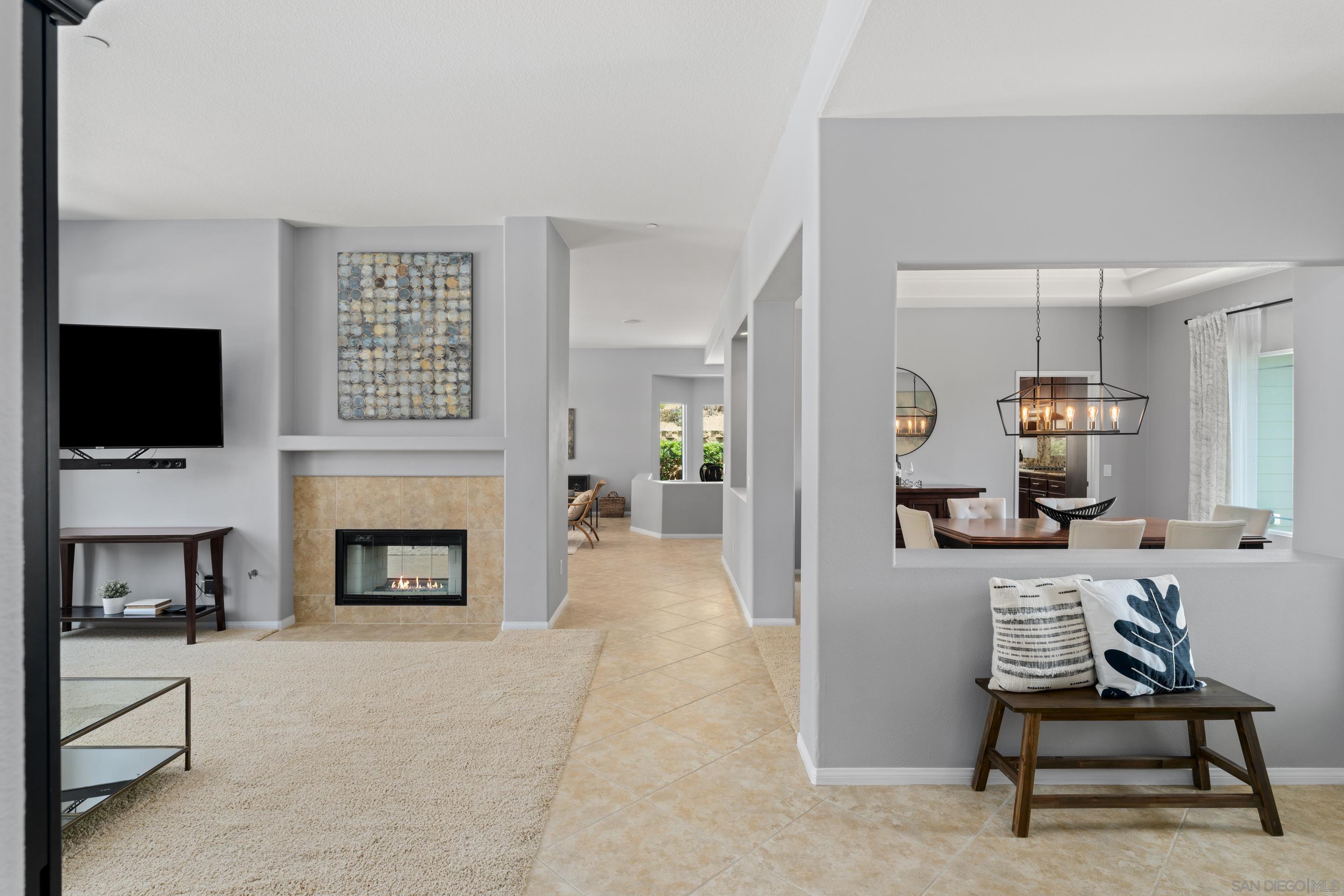 Poway, California, 92064, United States, 4 Bedrooms Bedrooms, ,3 BathroomsBathrooms,Residential,Active,1929455