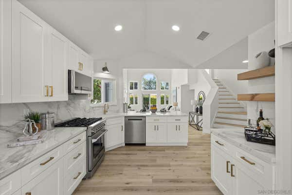 3753 HILLVIEW WAY, OCEANSIDE, CA 92056 - Image 1