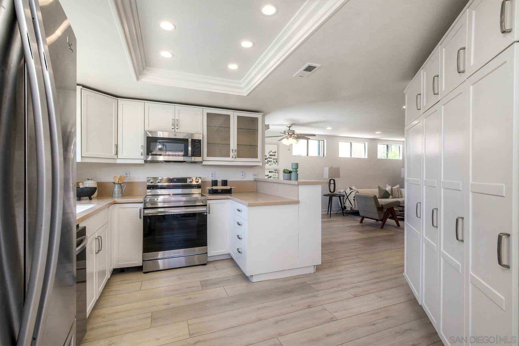 San Diego, California, 92128, United States, 3 Bedrooms Bedrooms, ,3 BathroomsBathrooms,Residential,Active,1922321