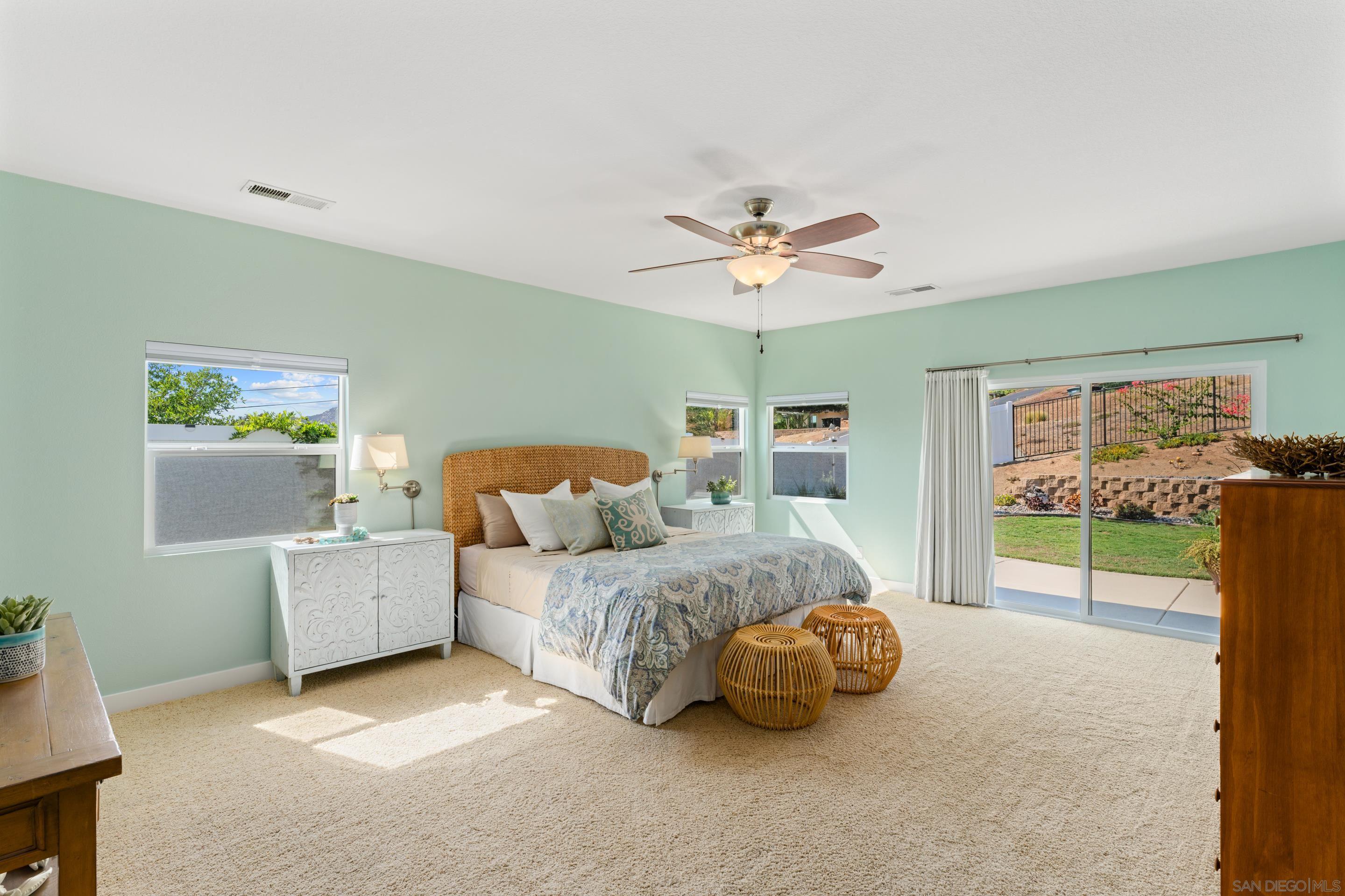 Poway, California, 92064, United States, 4 Bedrooms Bedrooms, ,3 BathroomsBathrooms,Residential,Active,1929455