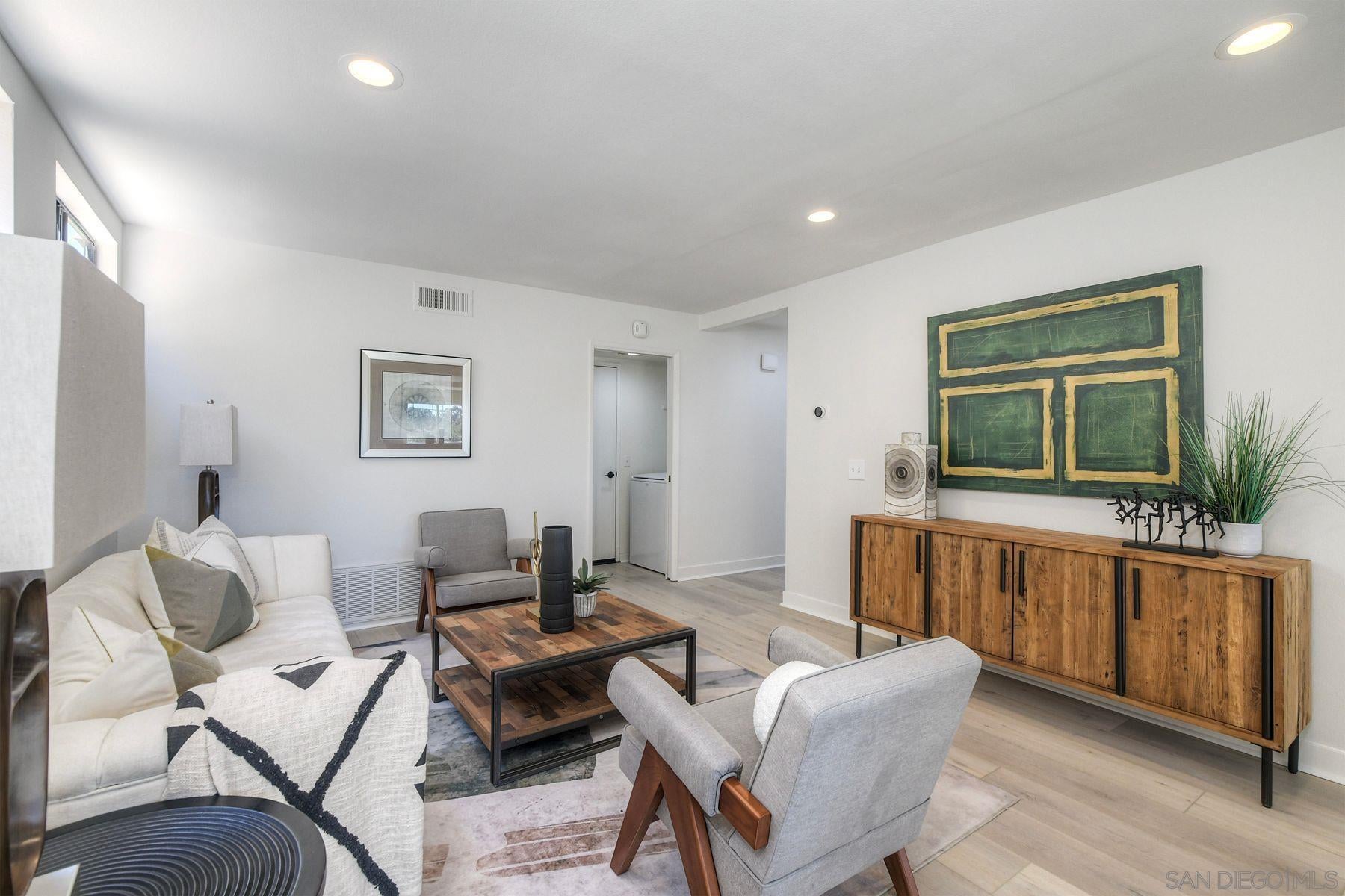 San Diego, California, 92128, United States, 3 Bedrooms Bedrooms, ,3 BathroomsBathrooms,Residential,Active,1922321