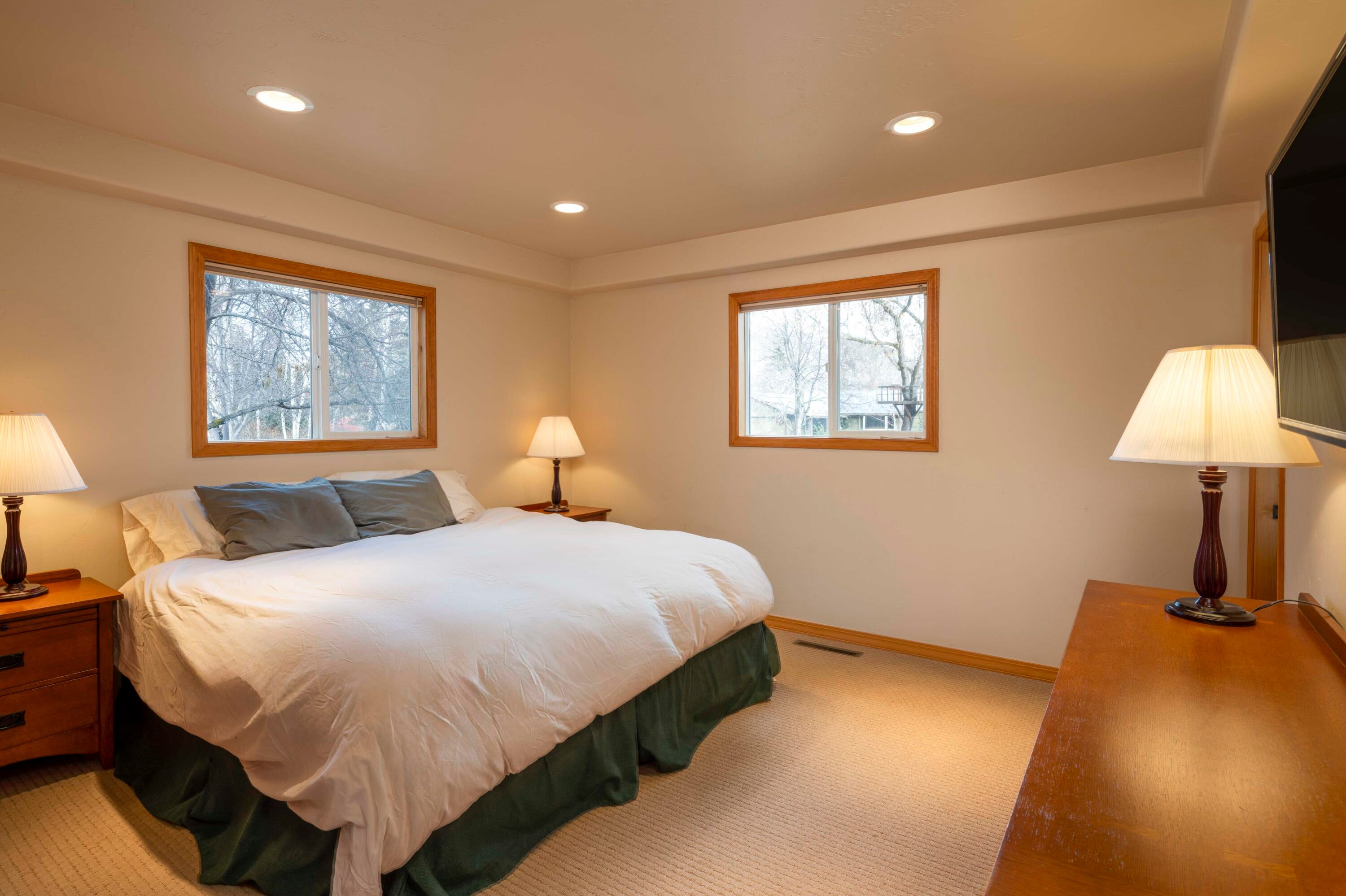 Hailey, Idaho, 83333, United States, 2 Bedrooms Bedrooms, ,2 BathroomsBathrooms,Residential,Active,2007163