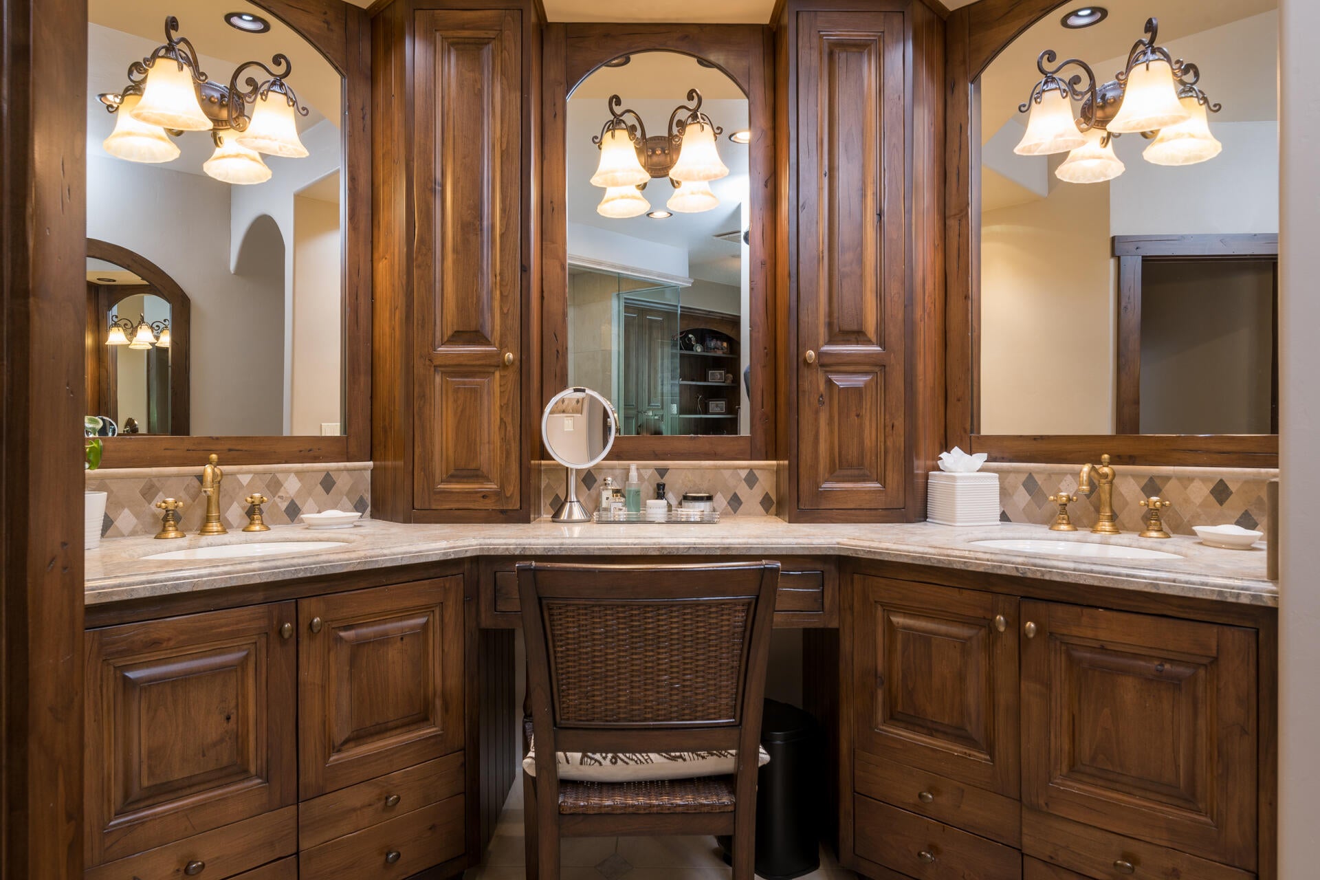 Hailey, Idaho, 83333, United States, 3 Bedrooms Bedrooms, ,3 BathroomsBathrooms,Residential,Active,1860312