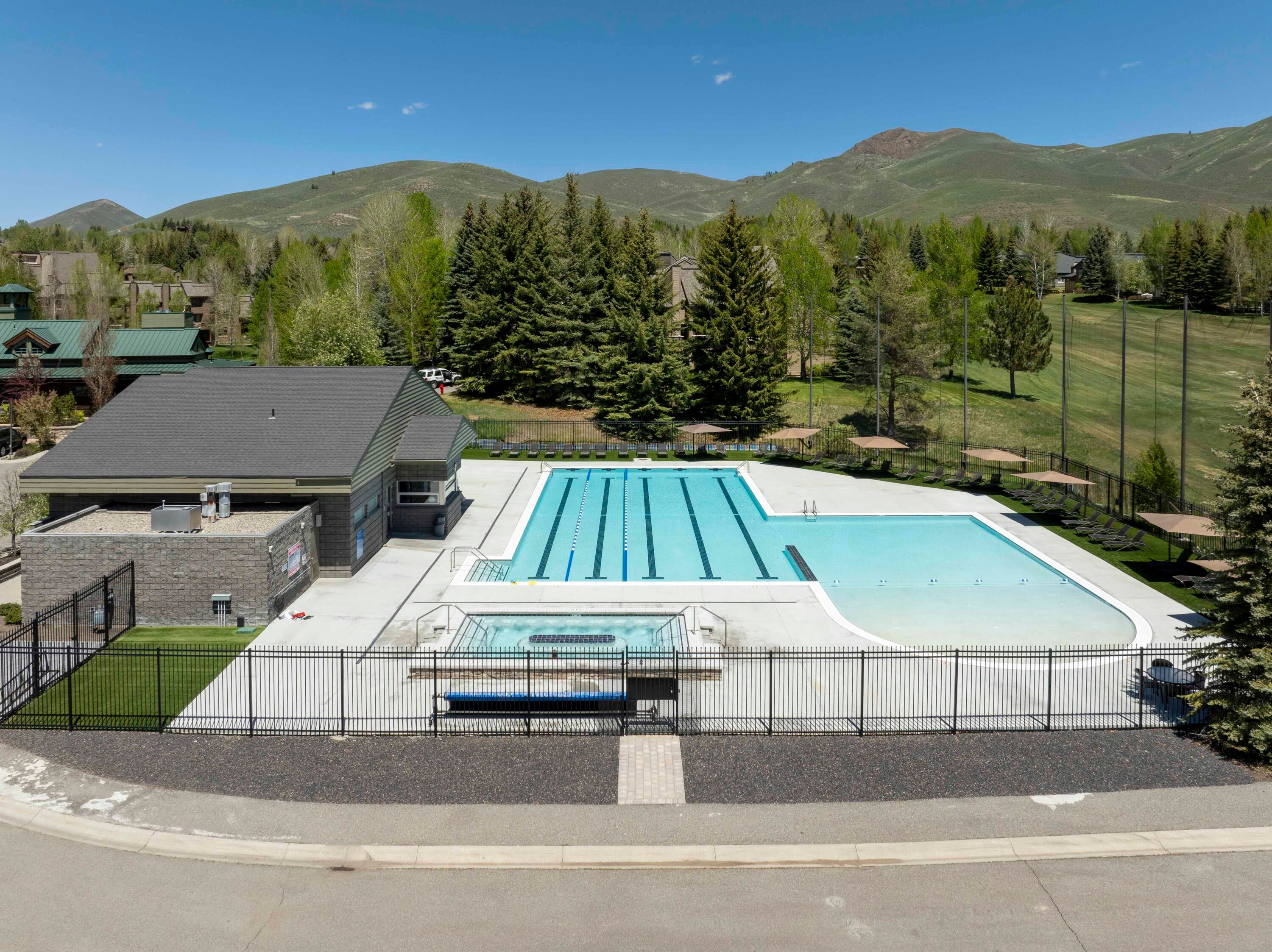 Sun Valley, Idaho, 83353, United States, 4 Bedrooms Bedrooms, ,5 BathroomsBathrooms,Residential,Active,1824570