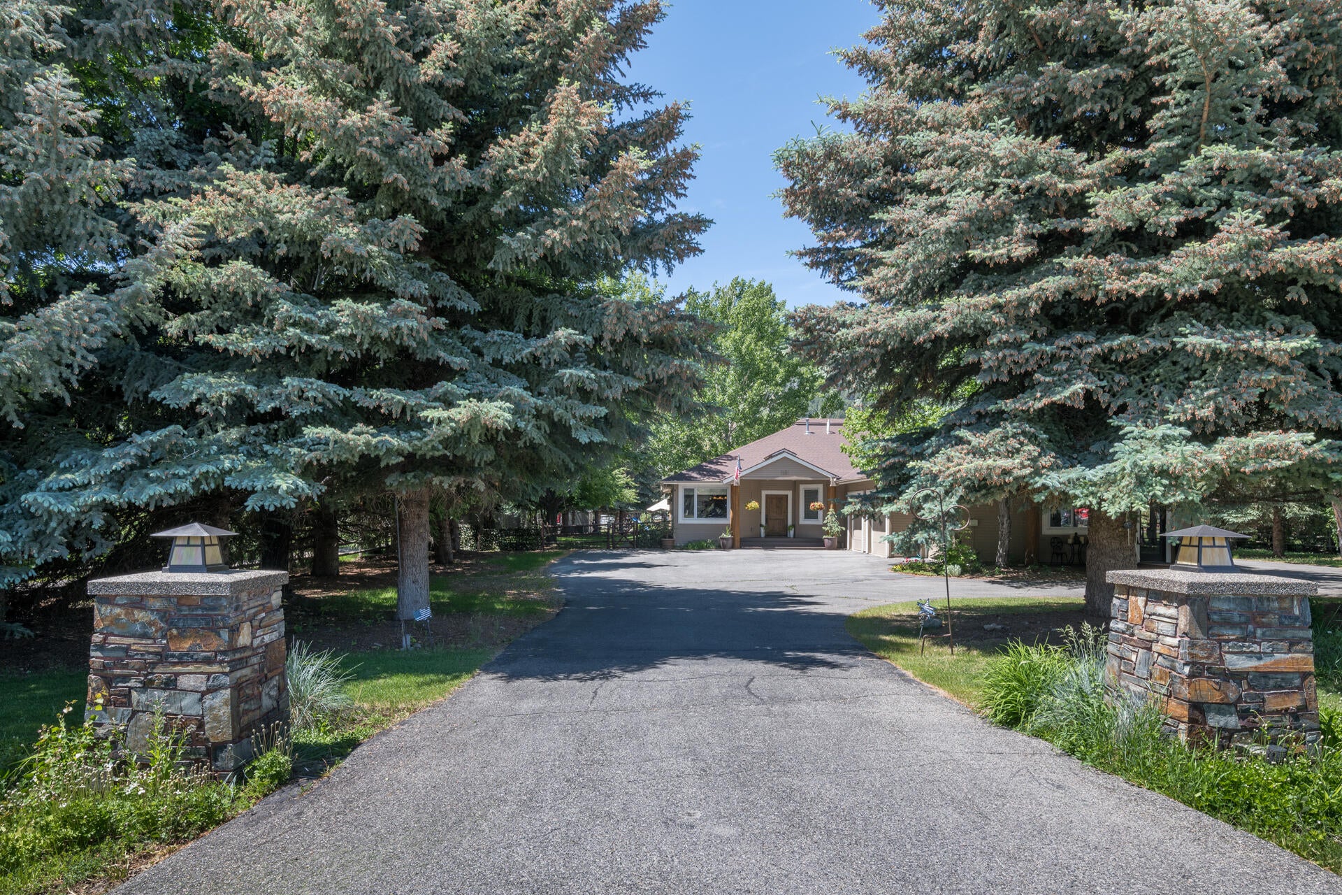 Hailey, Idaho, 83333, United States, 3 Bedrooms Bedrooms, ,3 BathroomsBathrooms,Residential,Active,1860312