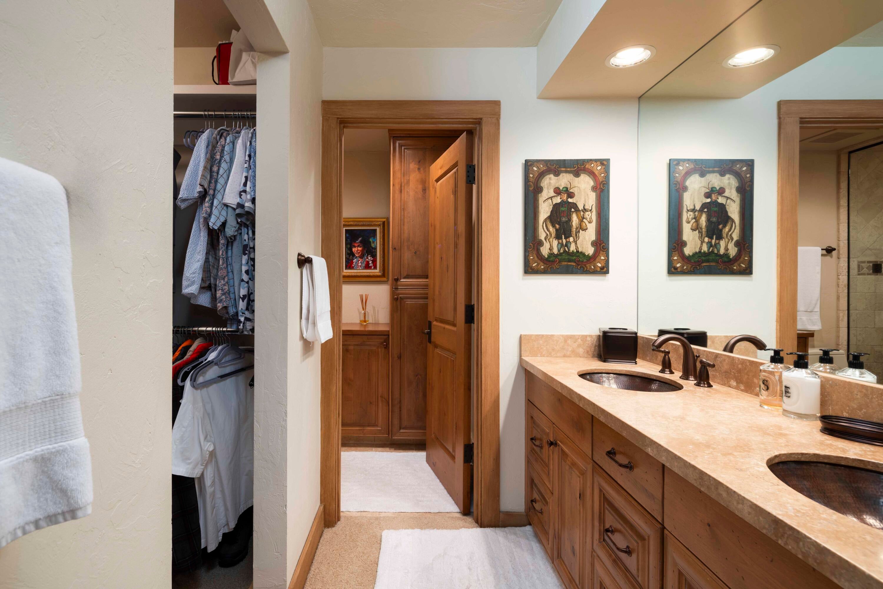 Sun Valley, Idaho, 83353, United States, 2 Bedrooms Bedrooms, ,3 BathroomsBathrooms,Residential,Active,1933876