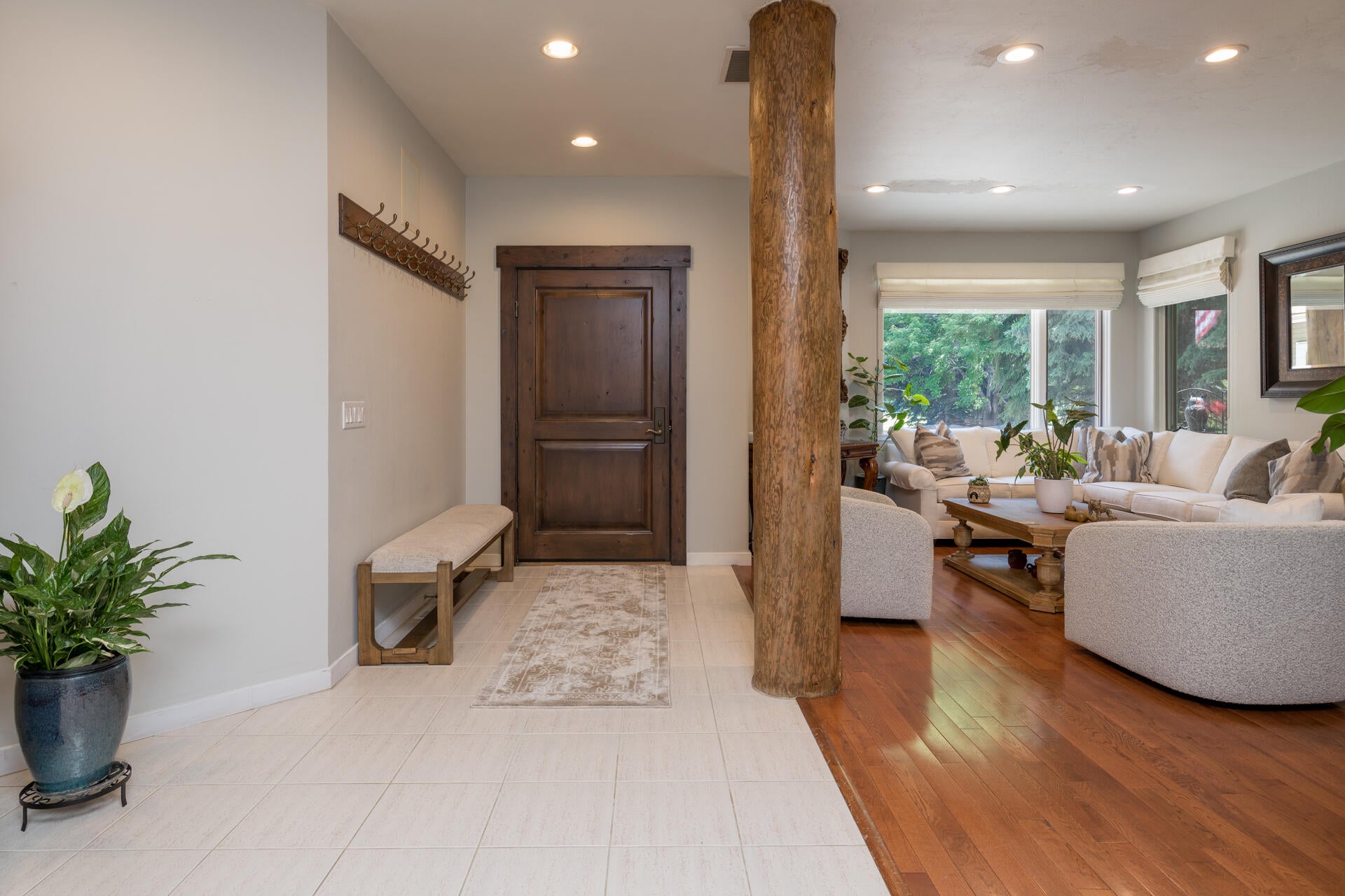 Hailey, Idaho, 83333, United States, 3 Bedrooms Bedrooms, ,3 BathroomsBathrooms,Residential,Active,1860312