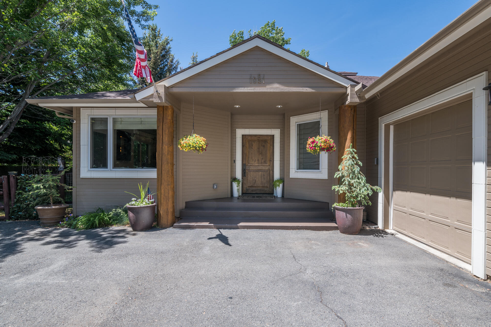 Hailey, Idaho, 83333, United States, 3 Bedrooms Bedrooms, ,3 BathroomsBathrooms,Residential,Active,1860312