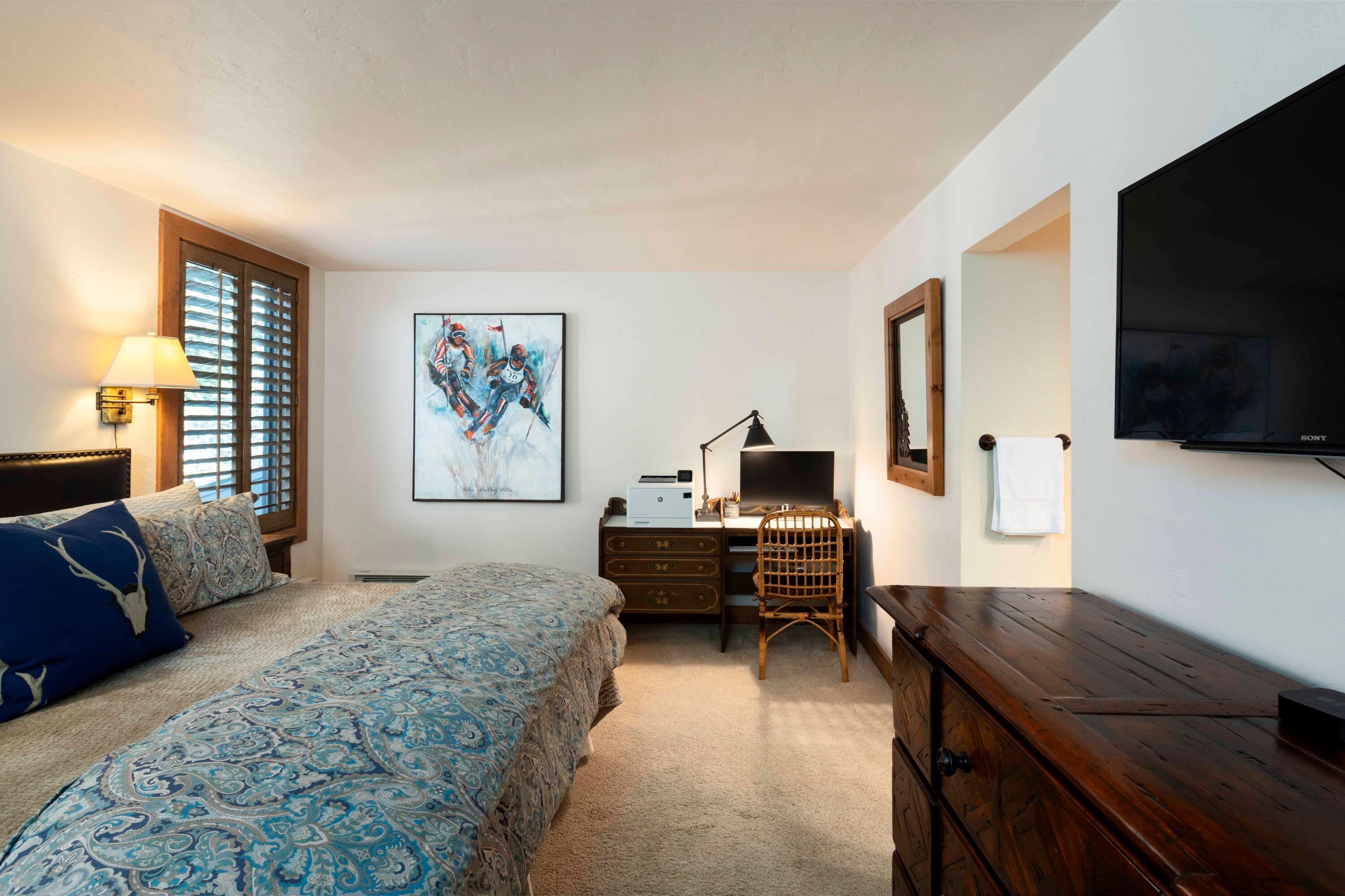 Sun Valley, Idaho, 83353, United States, 2 Bedrooms Bedrooms, ,3 BathroomsBathrooms,Residential,Active,1933876