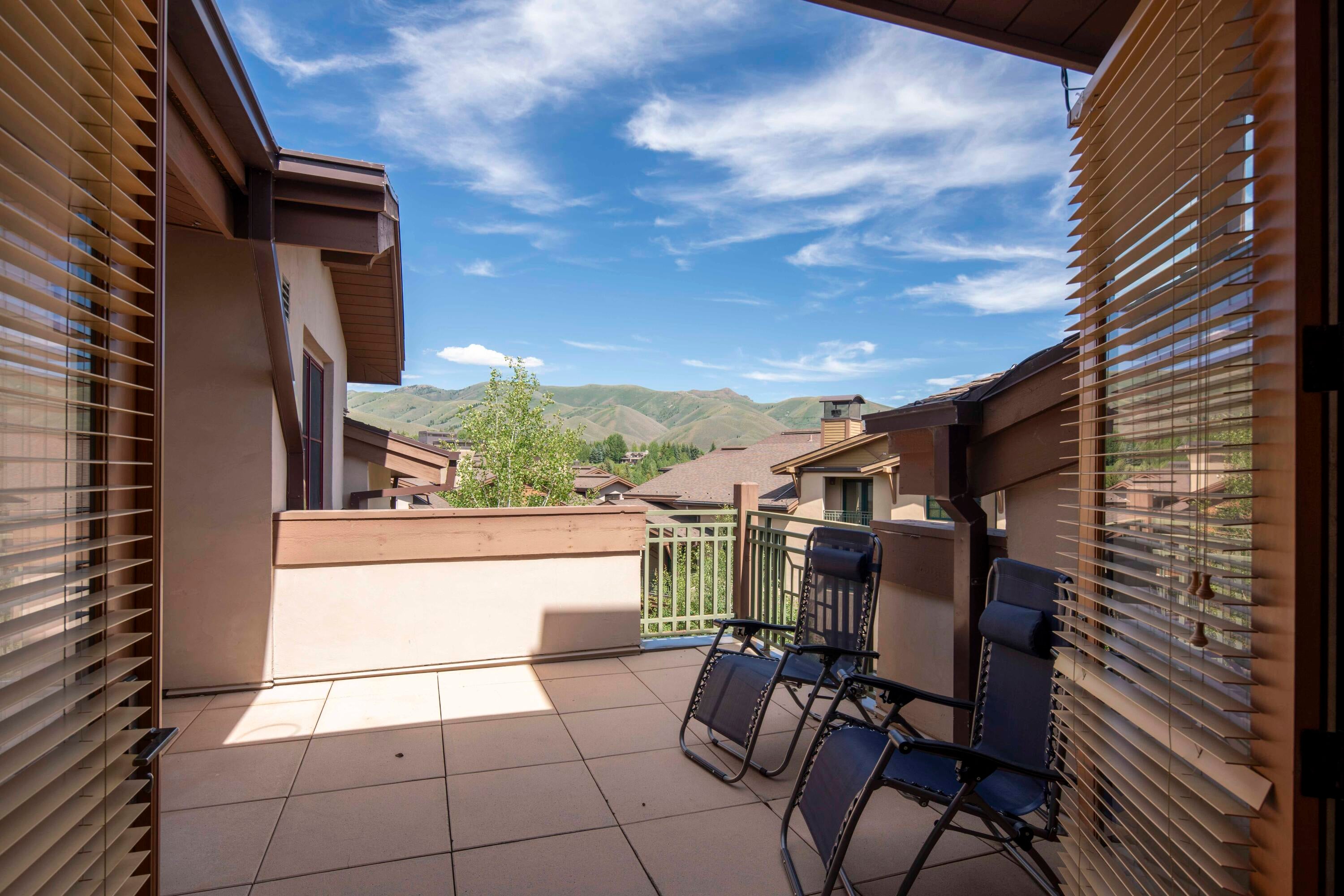 Sun Valley, Idaho, 83353, United States, 4 Bedrooms Bedrooms, ,5 BathroomsBathrooms,Residential,Active,1824570