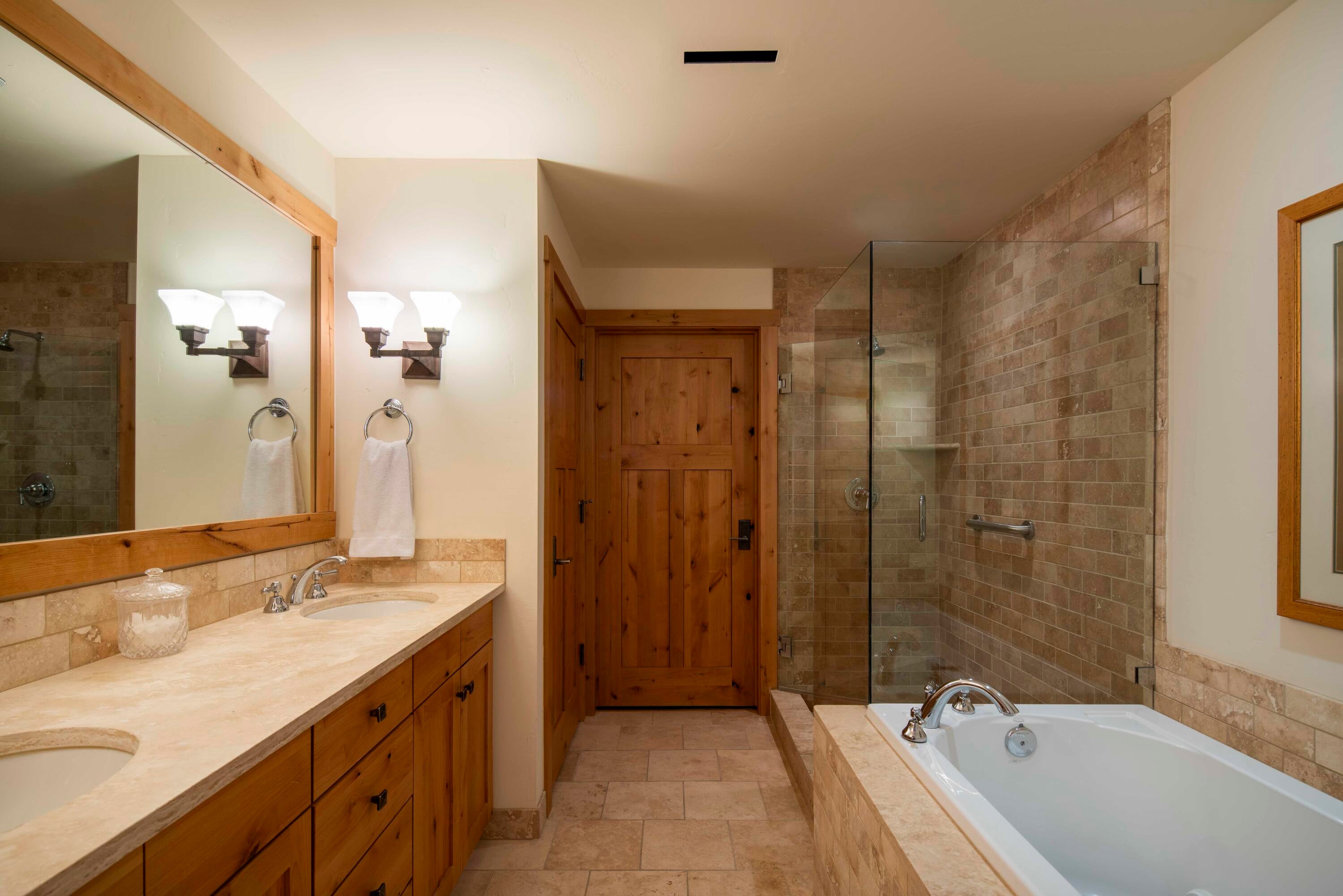 Sun Valley, Idaho, 83353, United States, 4 Bedrooms Bedrooms, ,5 BathroomsBathrooms,Residential,Active,1824570
