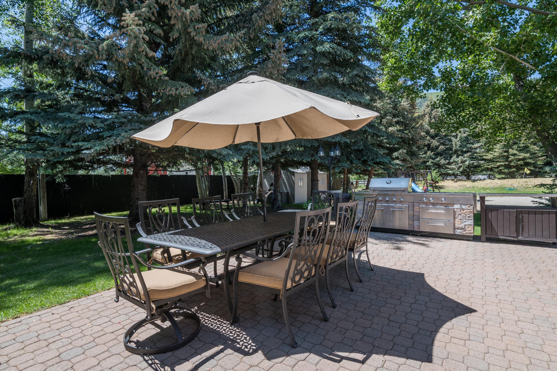 Hailey, Idaho, 83333, United States, 3 Bedrooms Bedrooms, ,3 BathroomsBathrooms,Residential,Active,1860312