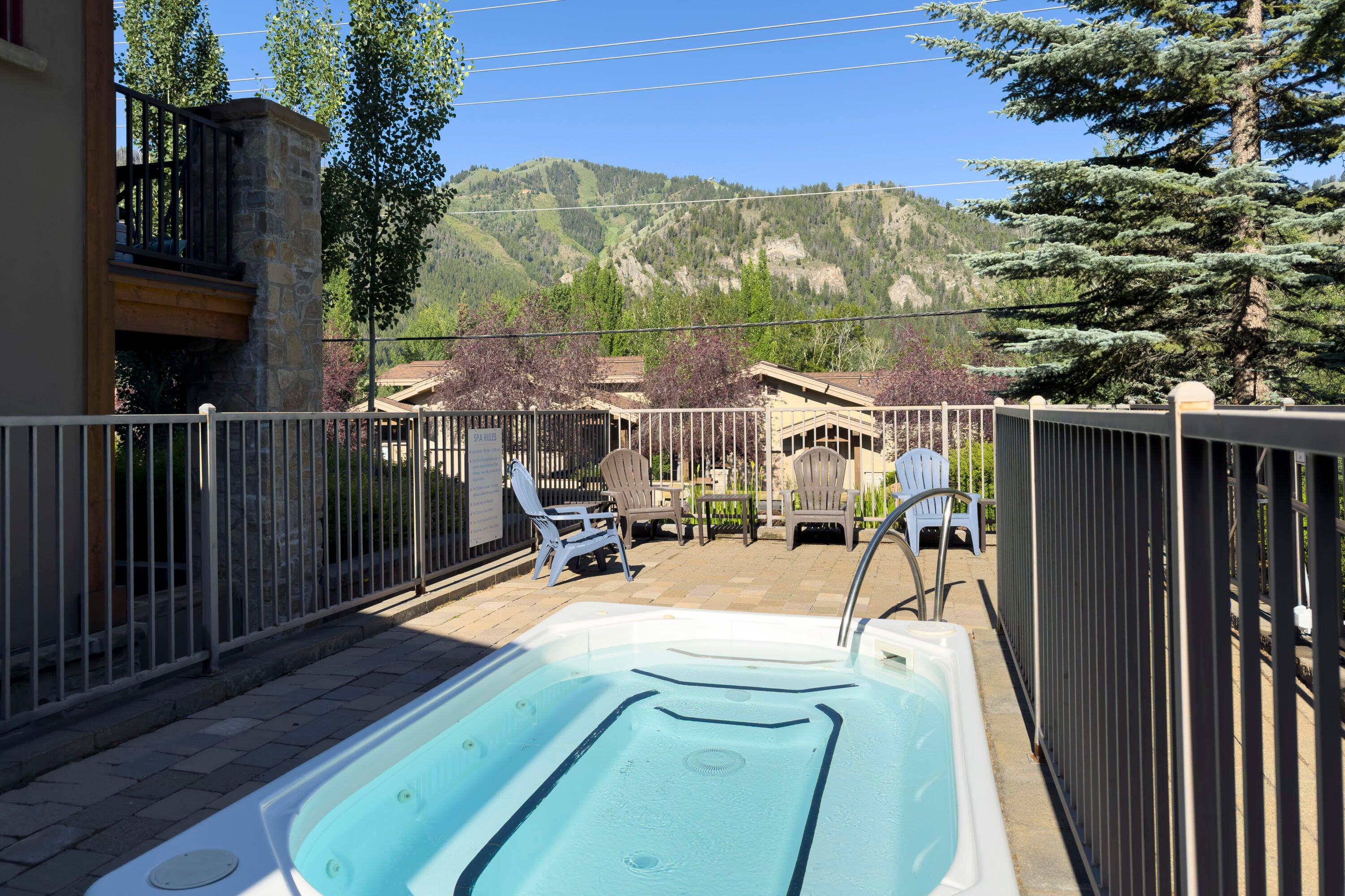 Ketchum, Idaho, 83340, United States, 4 Bedrooms Bedrooms, ,4 BathroomsBathrooms,Residential,Active,2007083