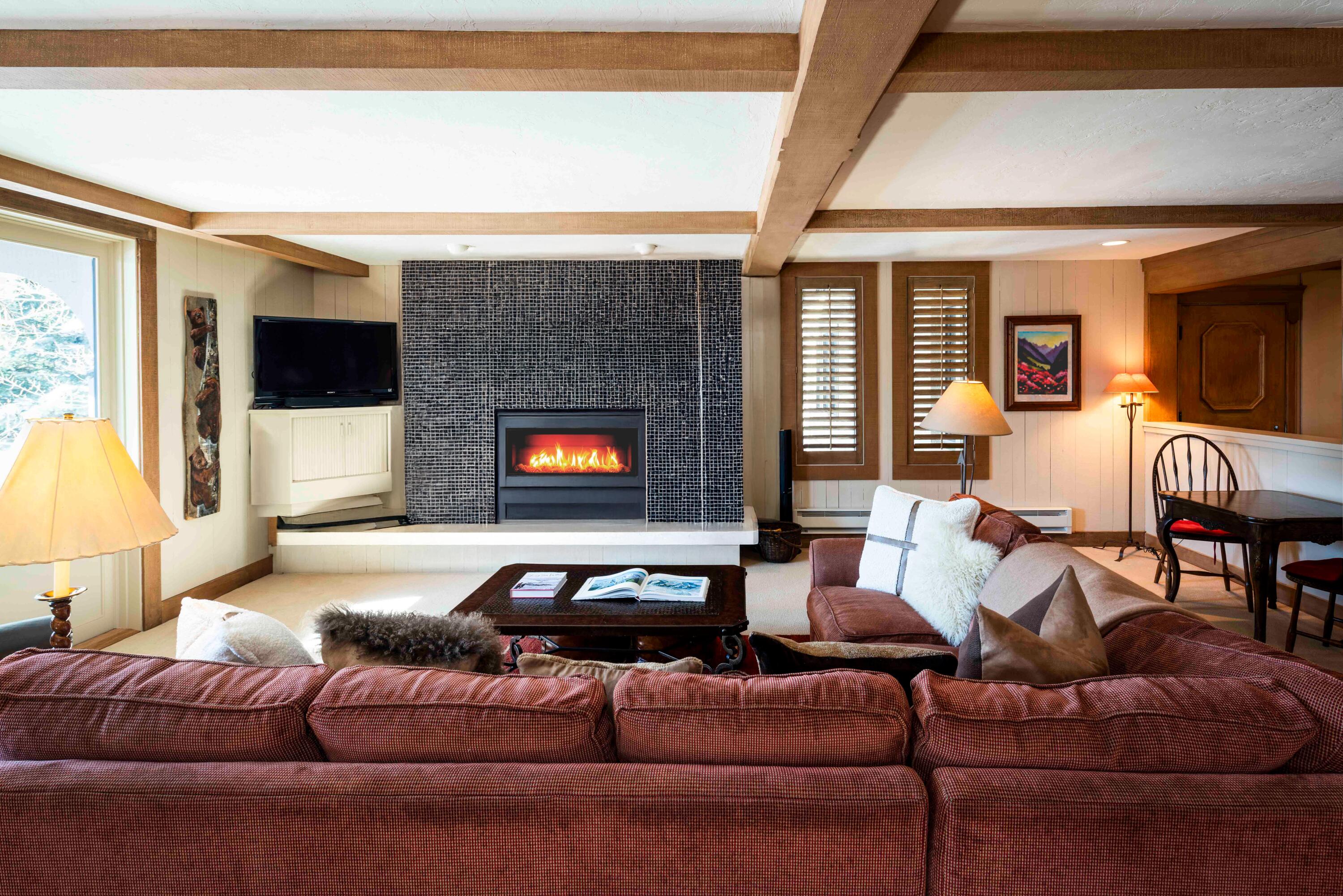 Sun Valley, Idaho, 83353, United States, 2 Bedrooms Bedrooms, ,3 BathroomsBathrooms,Residential,Active,1933876