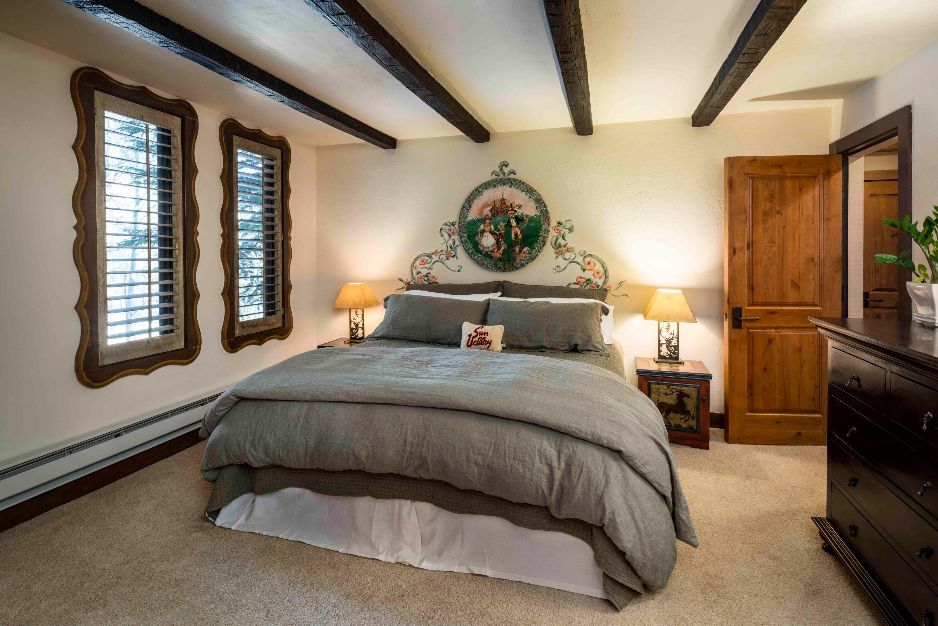 Sun Valley, Idaho, 83353, United States, 2 Bedrooms Bedrooms, ,3 BathroomsBathrooms,Residential,Active,1933876