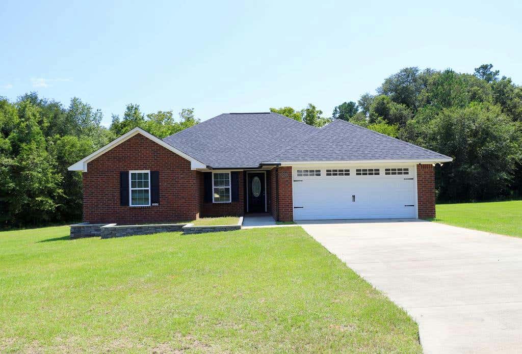 3335 VALENCIA DR, DALZELL, SC 29040, photo 1 of 73