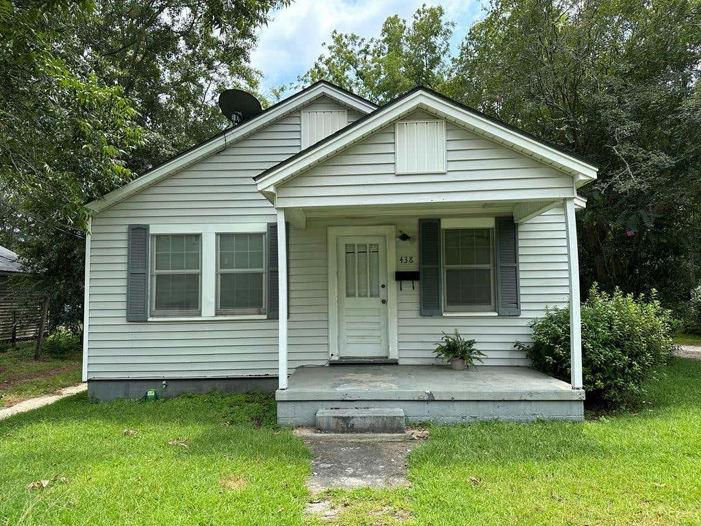 438 E SELMA ST, DOTHAN, AL 36301, photo 1 of 9