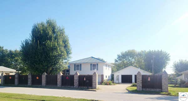 211 RYAN AVE, TIPTON, MO 65081 - Image 1