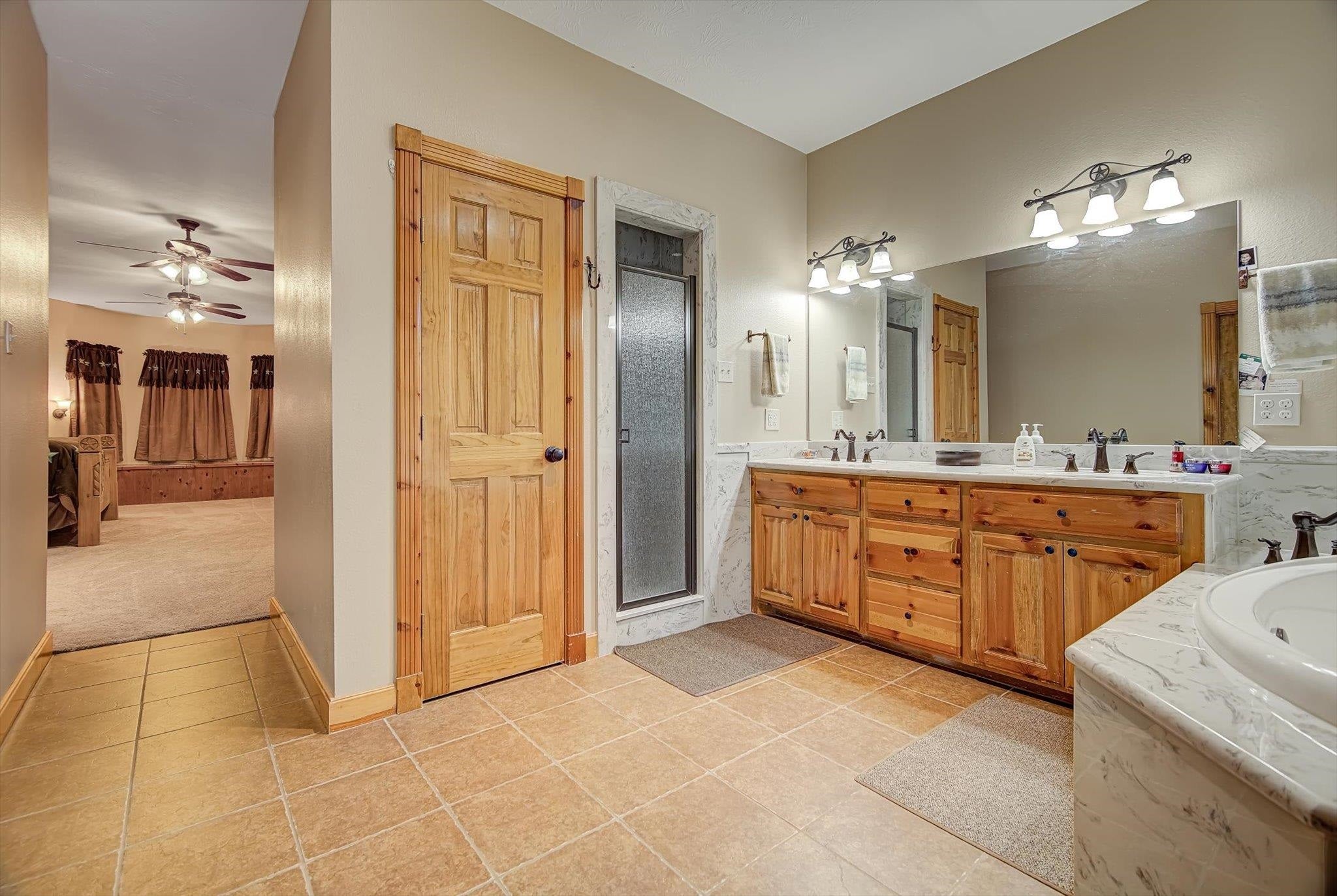 Liberty, Texas, 77575, United States, 7 Bedrooms Bedrooms, ,5 BathroomsBathrooms,Residential,Active,2007217