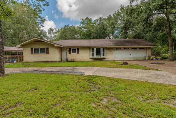 330 HILLCREST ST, ROSE HILL ACRES, TX 77657 - Image 1