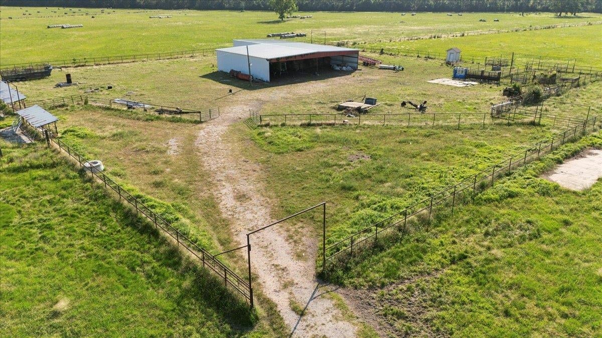 Kirbyville, Texas, 75956, United States, ,3 BathroomsBathrooms,Residential,Active,1828946