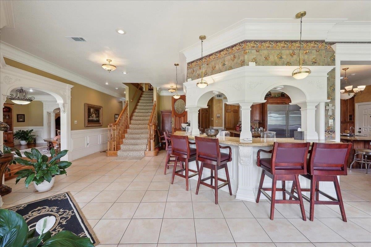 Beaumont, Texas, 77707, United States, 6 Bedrooms Bedrooms, ,10 BathroomsBathrooms,Residential,Active,1853261
