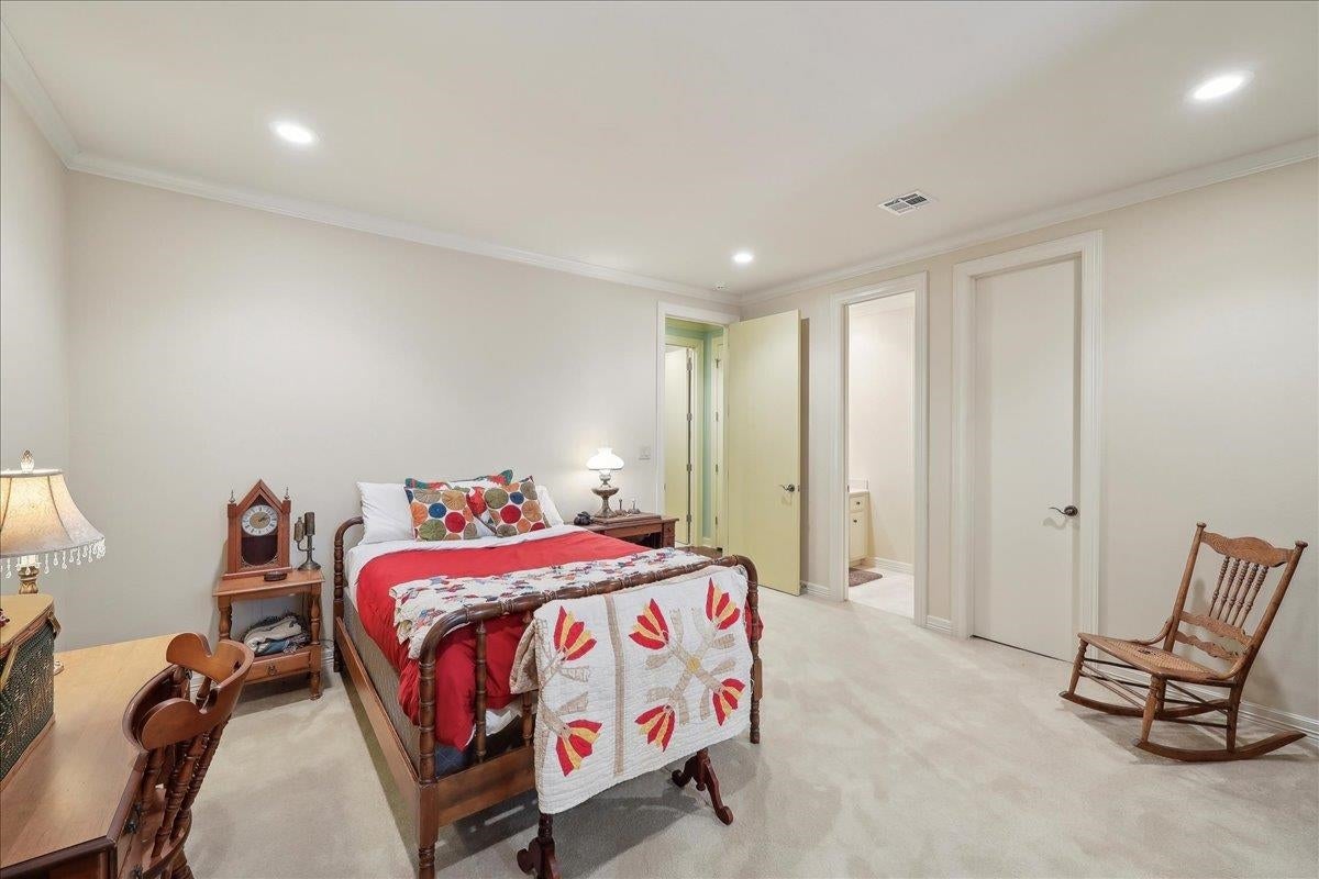 Beaumont, Texas, 77706, United States, 5 Bedrooms Bedrooms, ,6 BathroomsBathrooms,Residential,Active,1798219
