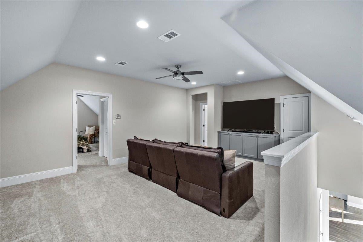 Kountze, Texas, 77625, United States, 4 Bedrooms Bedrooms, ,4 BathroomsBathrooms,Residential,Active,1988730