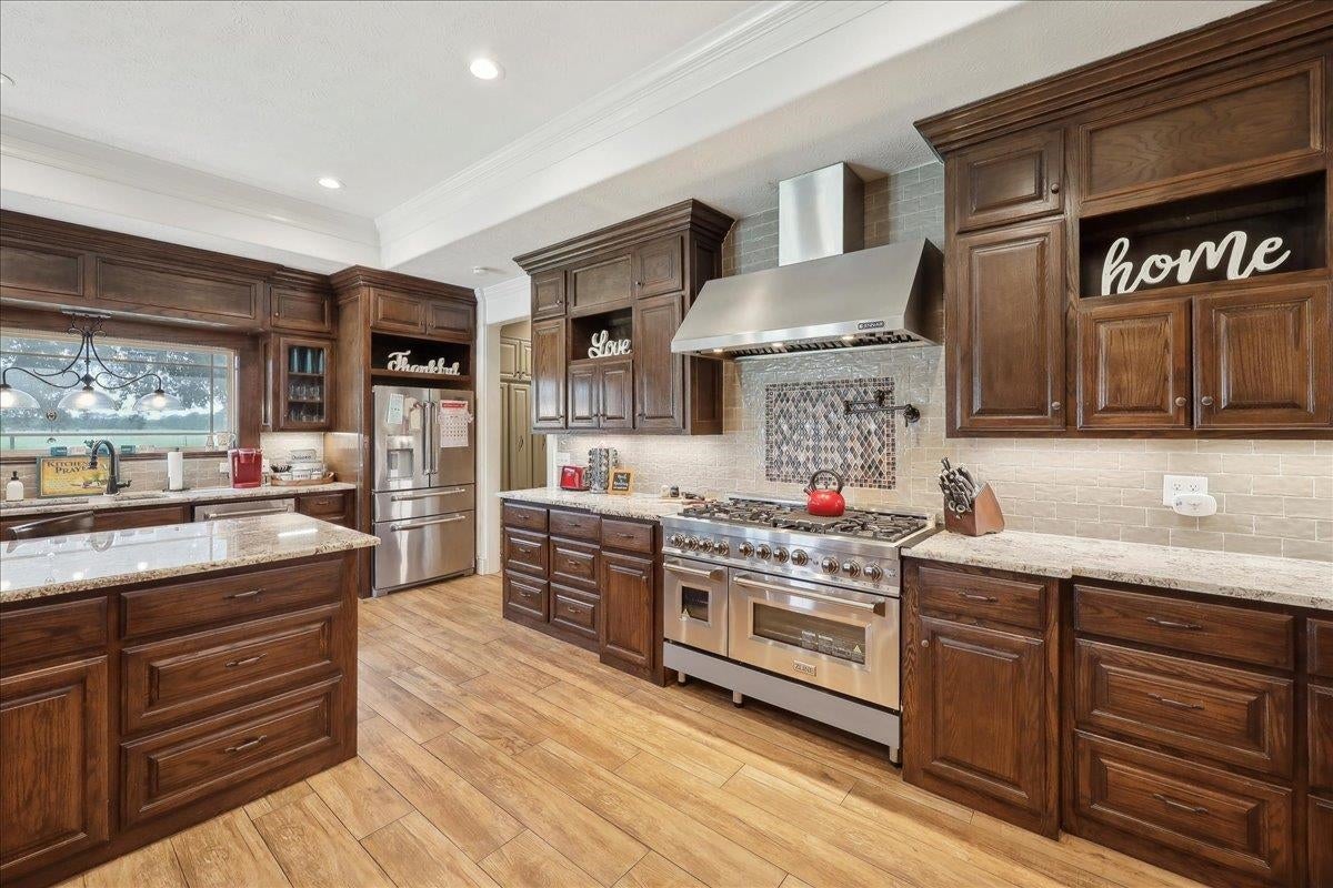 Kirbyville, Texas, 75956, United States, 3 Bedrooms Bedrooms, ,3 BathroomsBathrooms,Residential,Active,2001048