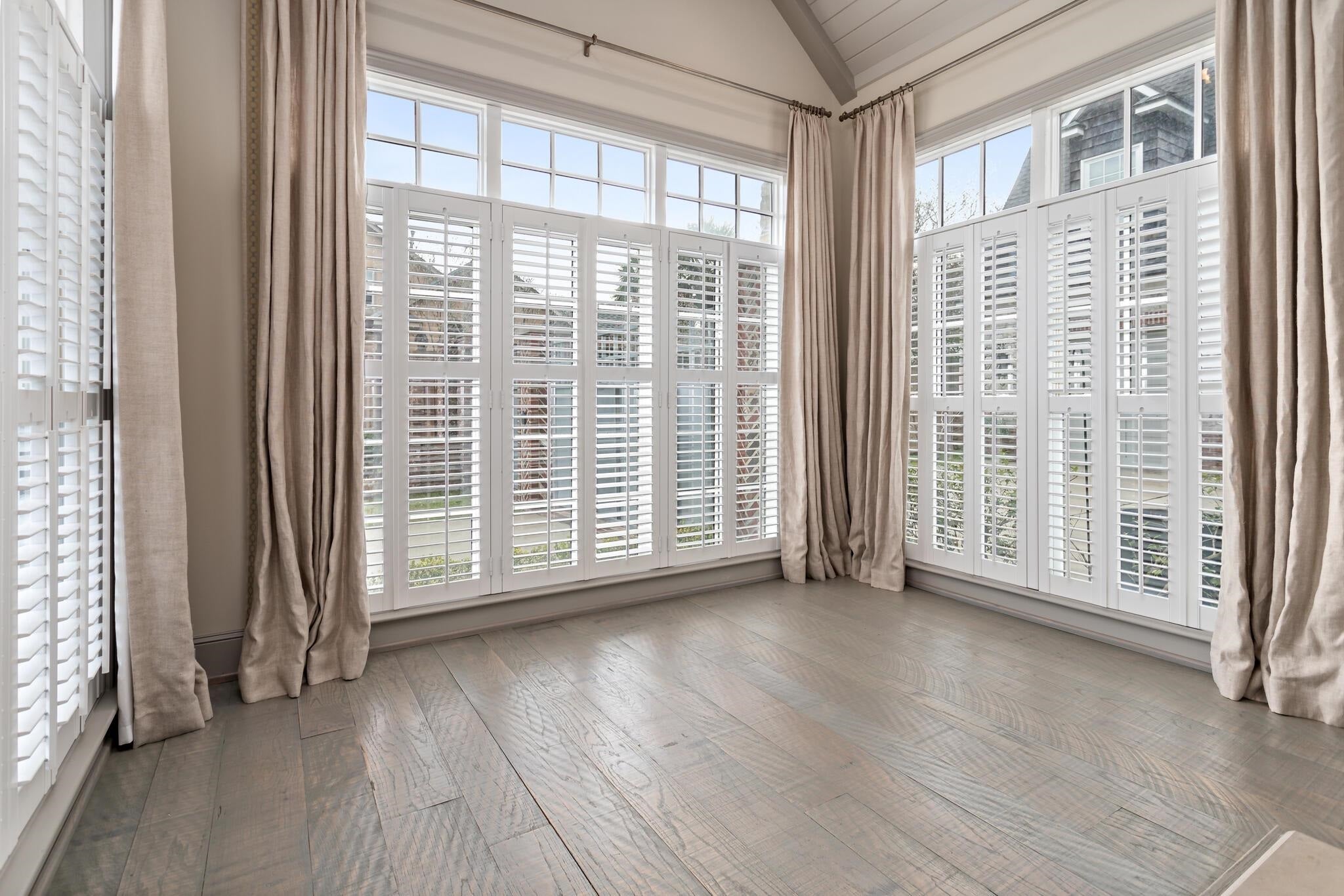 Beaumont, Texas, 77706, United States, ,5 BathroomsBathrooms,Residential,Active,1808378