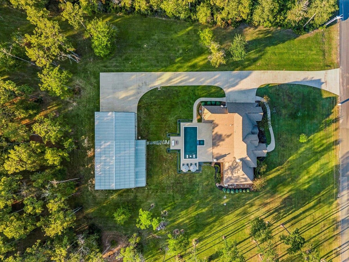 Kountze, Texas, 77625, United States, 4 Bedrooms Bedrooms, ,4 BathroomsBathrooms,Residential,Active,1988730