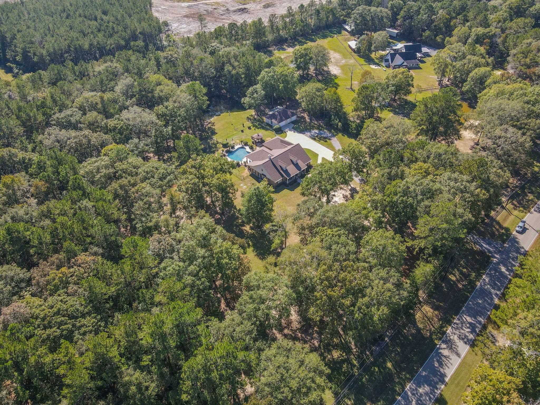 Lumberton, Texas, 77657, United States, 3 Bedrooms Bedrooms, ,4 BathroomsBathrooms,Residential,Active,1990639