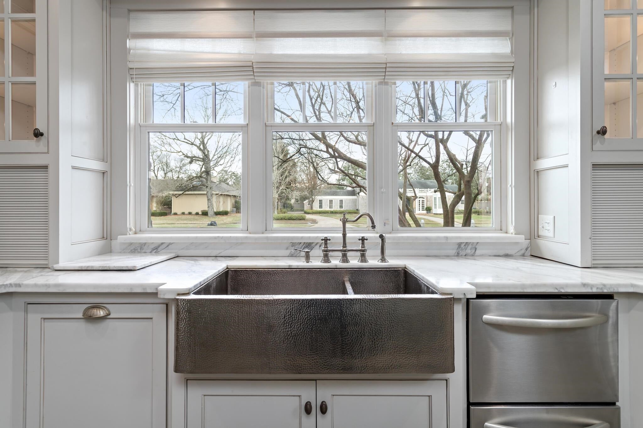 Beaumont, Texas, 77706, United States, ,5 BathroomsBathrooms,Residential,Active,1808378