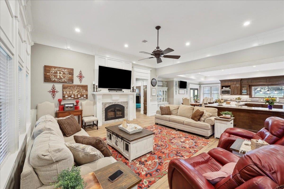 Kirbyville, Texas, 75956, United States, ,3 BathroomsBathrooms,Residential,Active,1828946