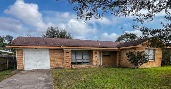 2810 MAGNOLIA LN, GROVES, TX 77619 - Image 1