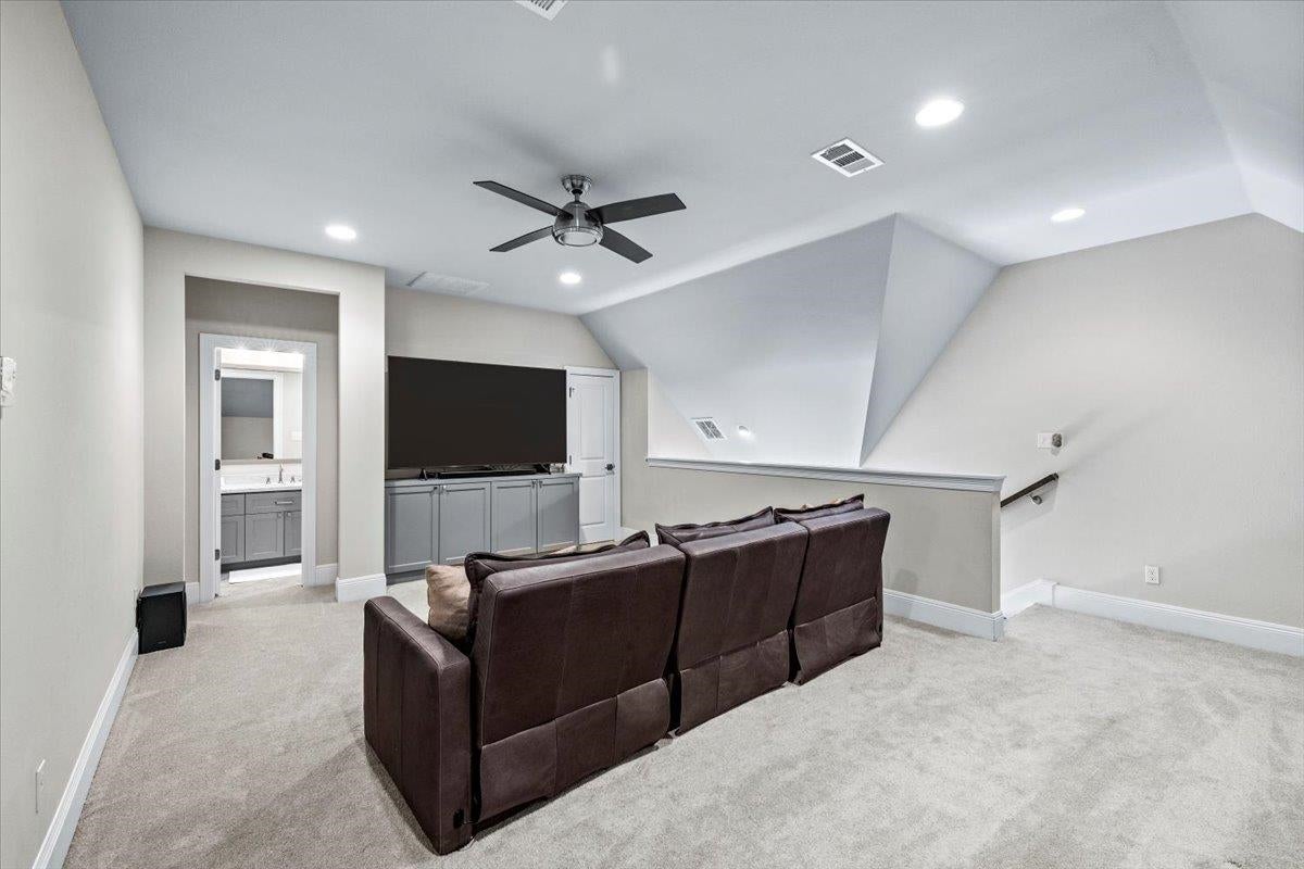 Kountze, Texas, 77625, United States, 4 Bedrooms Bedrooms, ,4 BathroomsBathrooms,Residential,Active,1988730