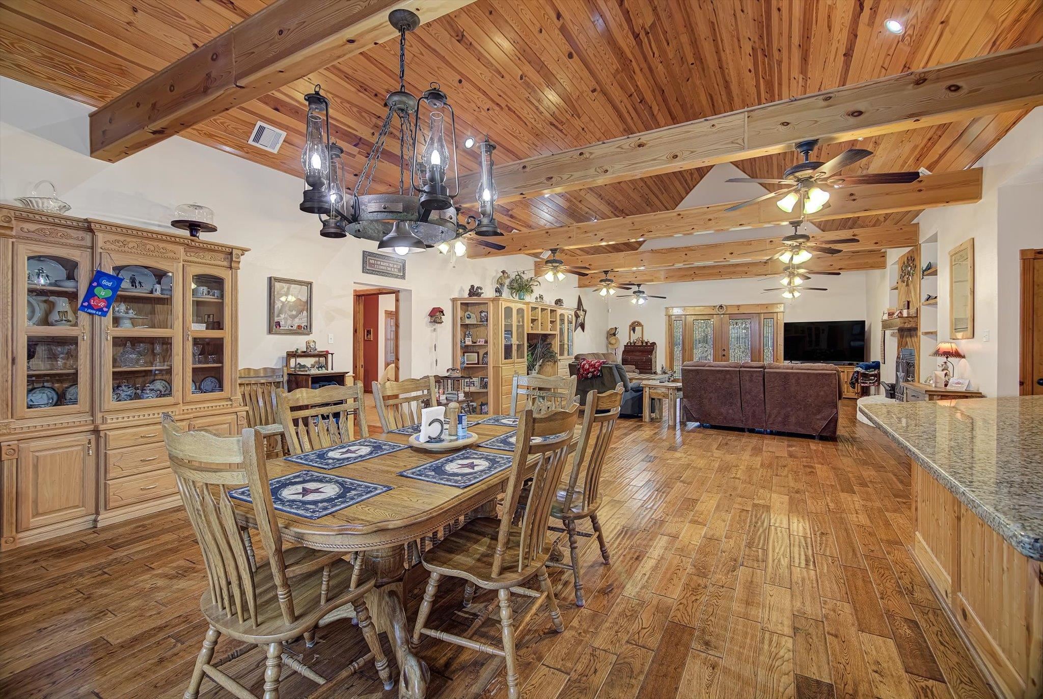 Liberty, Texas, 77575, United States, 7 Bedrooms Bedrooms, ,5 BathroomsBathrooms,Residential,Active,2007217