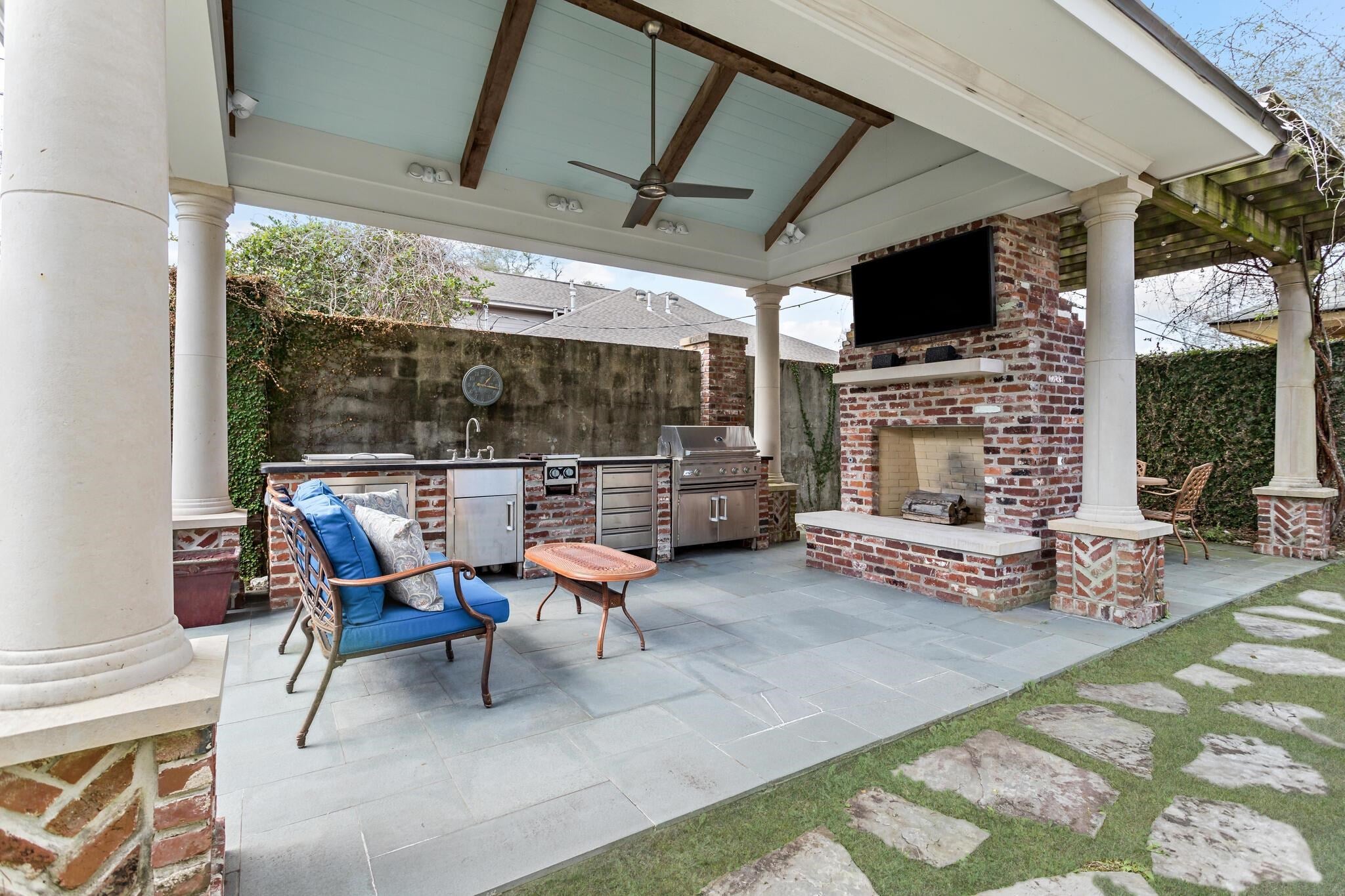 Beaumont, Texas, 77706, United States, ,5 BathroomsBathrooms,Residential,Active,1808378