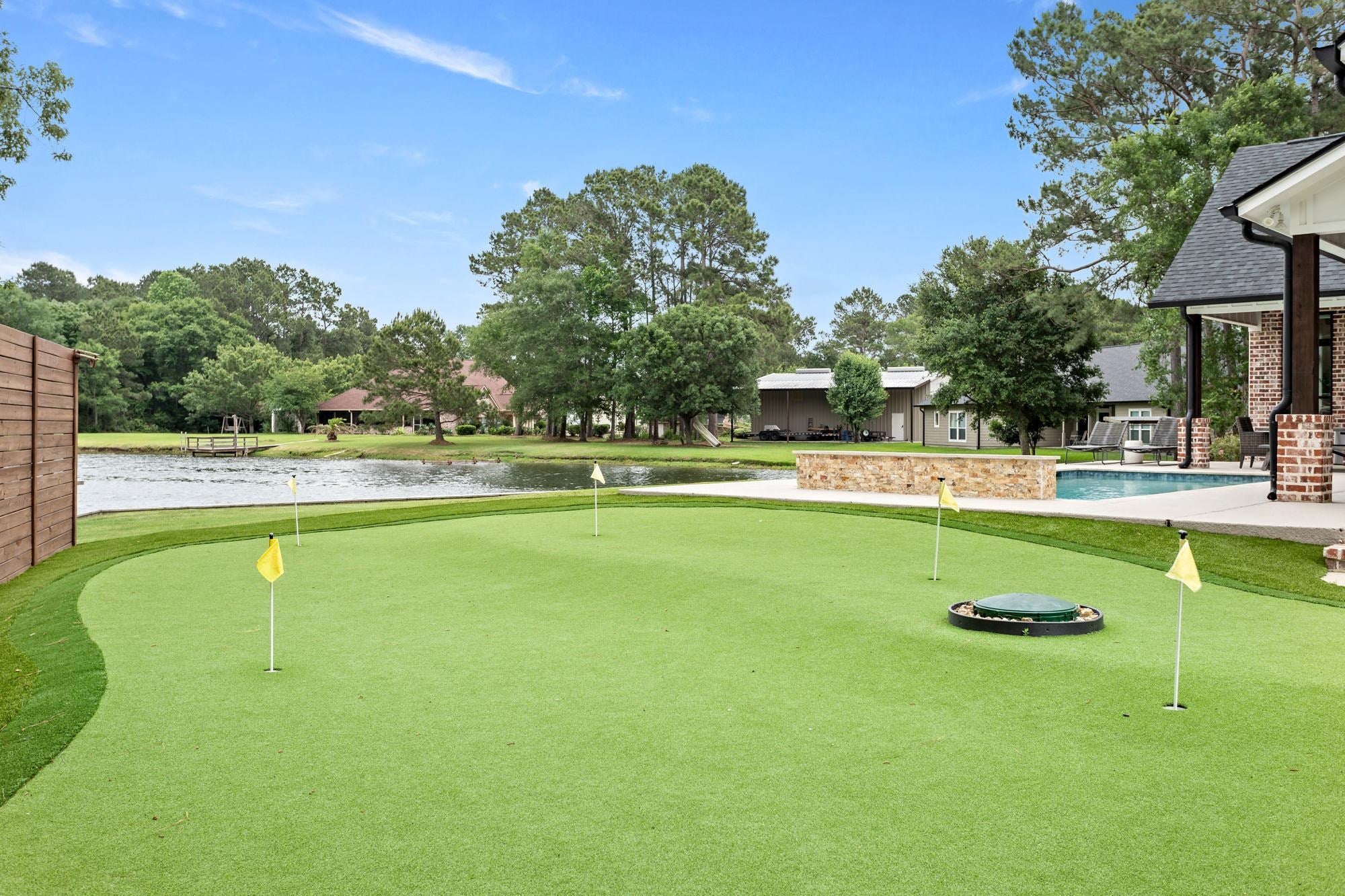 Beaumont, Texas, 77705, United States, 4 Bedrooms Bedrooms, ,4 BathroomsBathrooms,Residential,Active,2043447