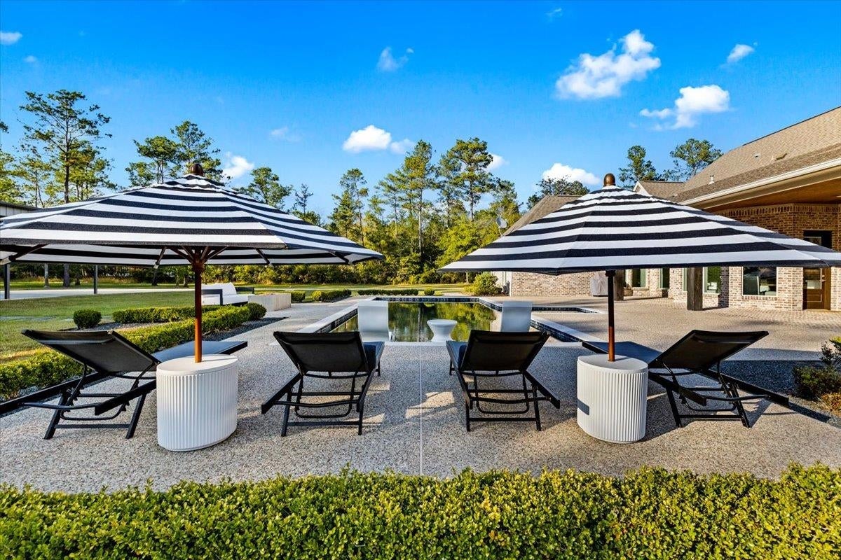 Kountze, Texas, 77625, United States, 4 Bedrooms Bedrooms, ,4 BathroomsBathrooms,Residential,Active,1988730